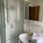 Pensión Alte Wasserwerk 3*