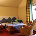 Pensión Alte Wasserwerk 3*